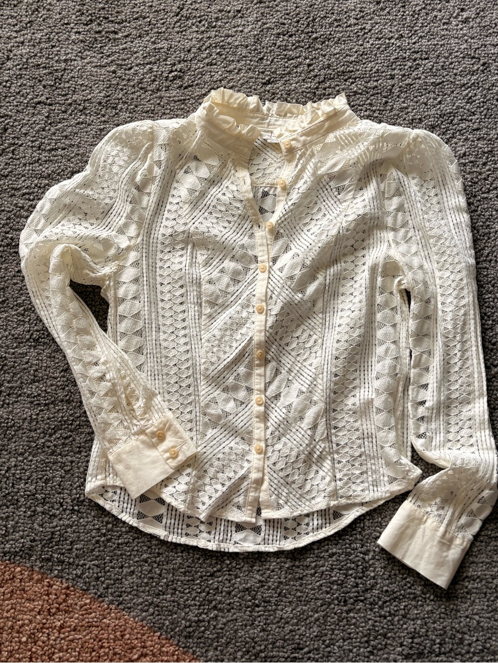 Anthropologie Ivory Lace Ruffle-Neck Button Front Romantic Blouse